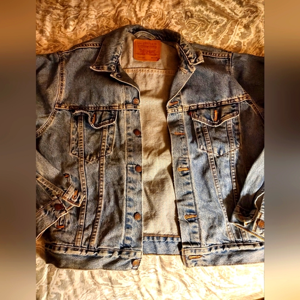 1980's Authentic Levi Strauss Jean Trucker Type III 70507-0389 Size Large Jacket